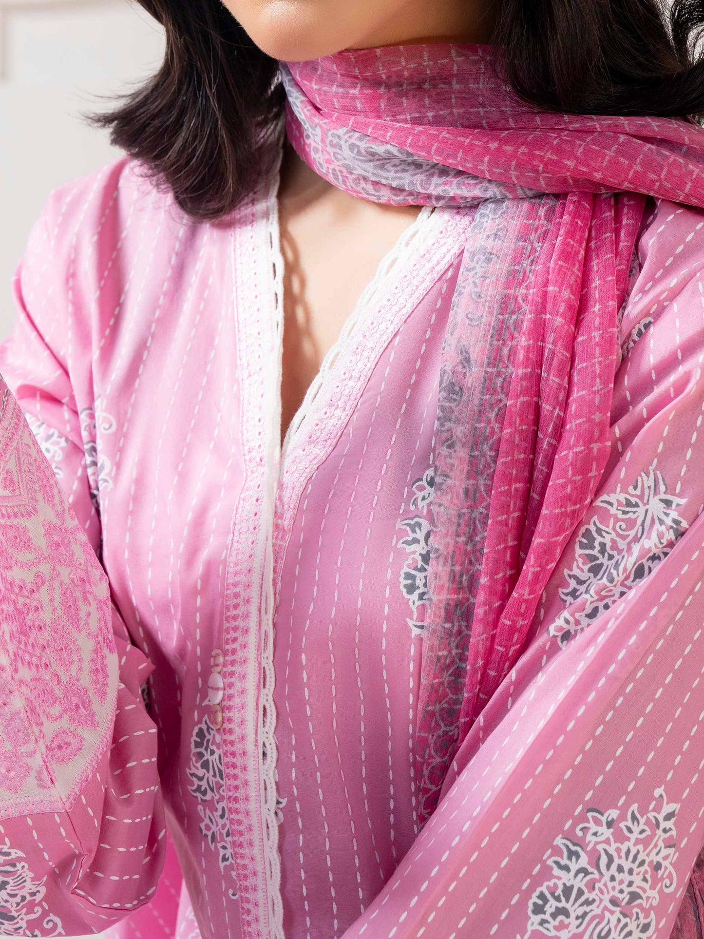 3 Piece Lawn Suit-Embroidered (Pret)