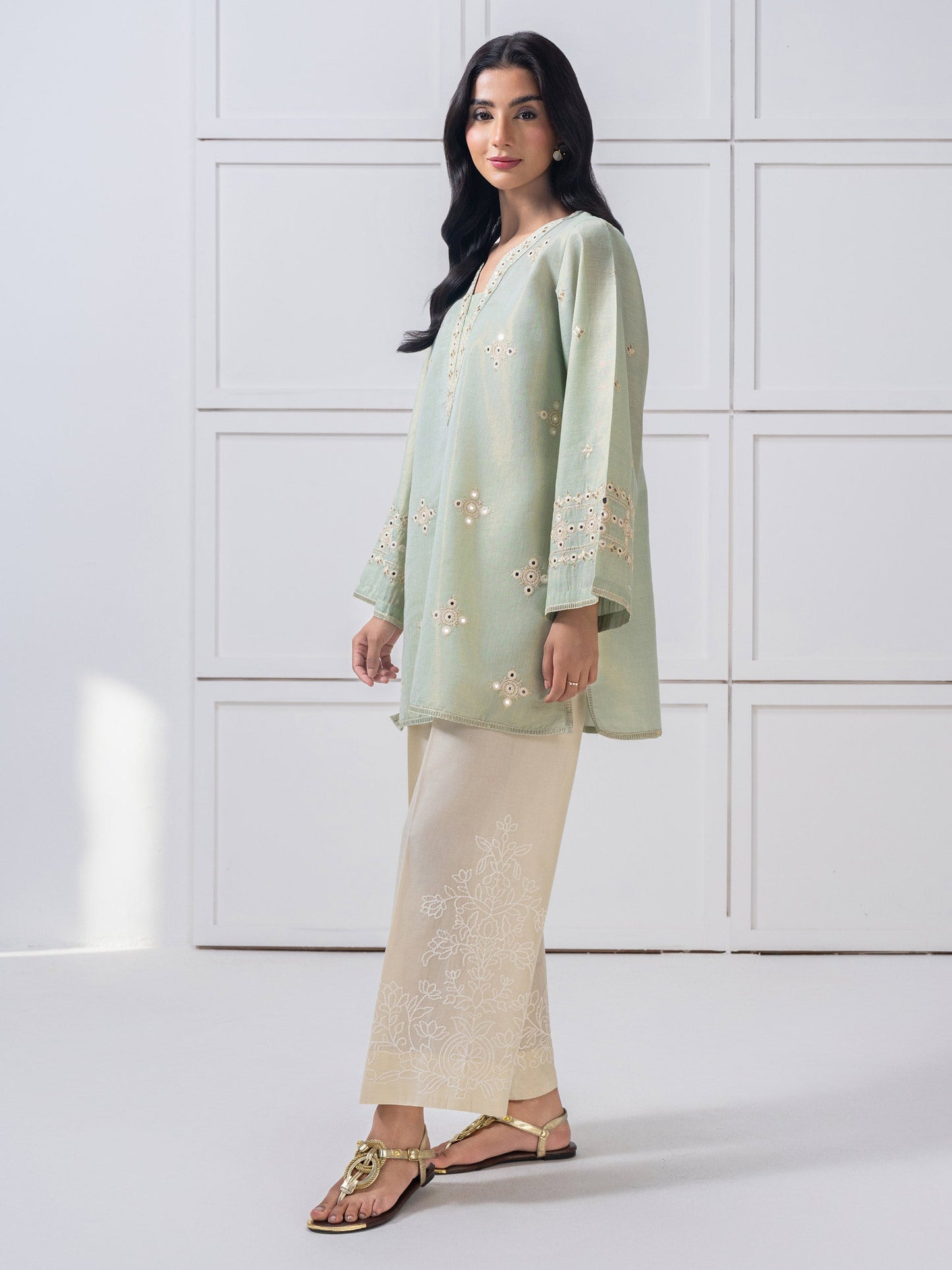 Lawn Kurti-Embroidered (Pret)