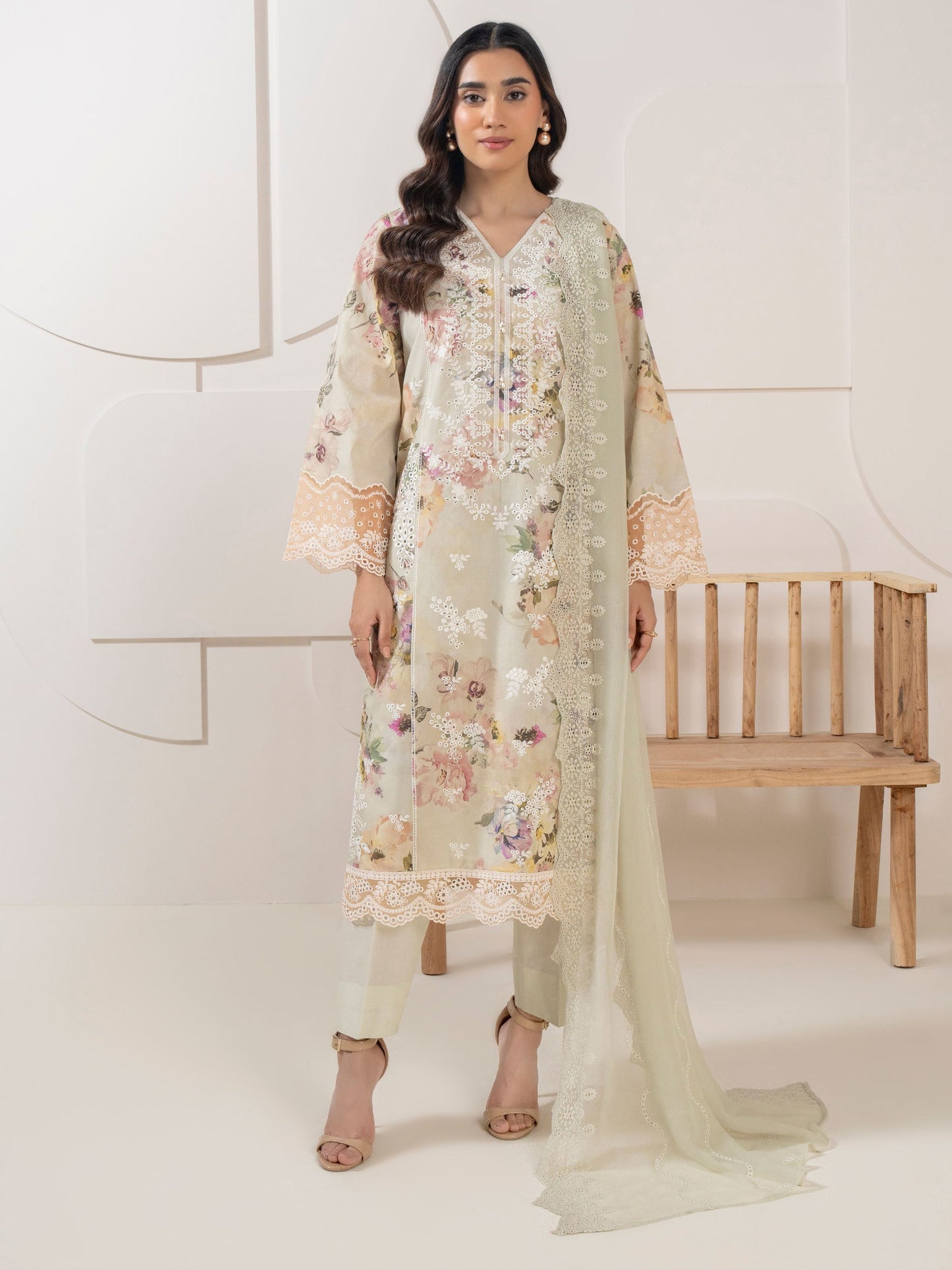3 Piece Lawn Suit-Embroidered (Pret)