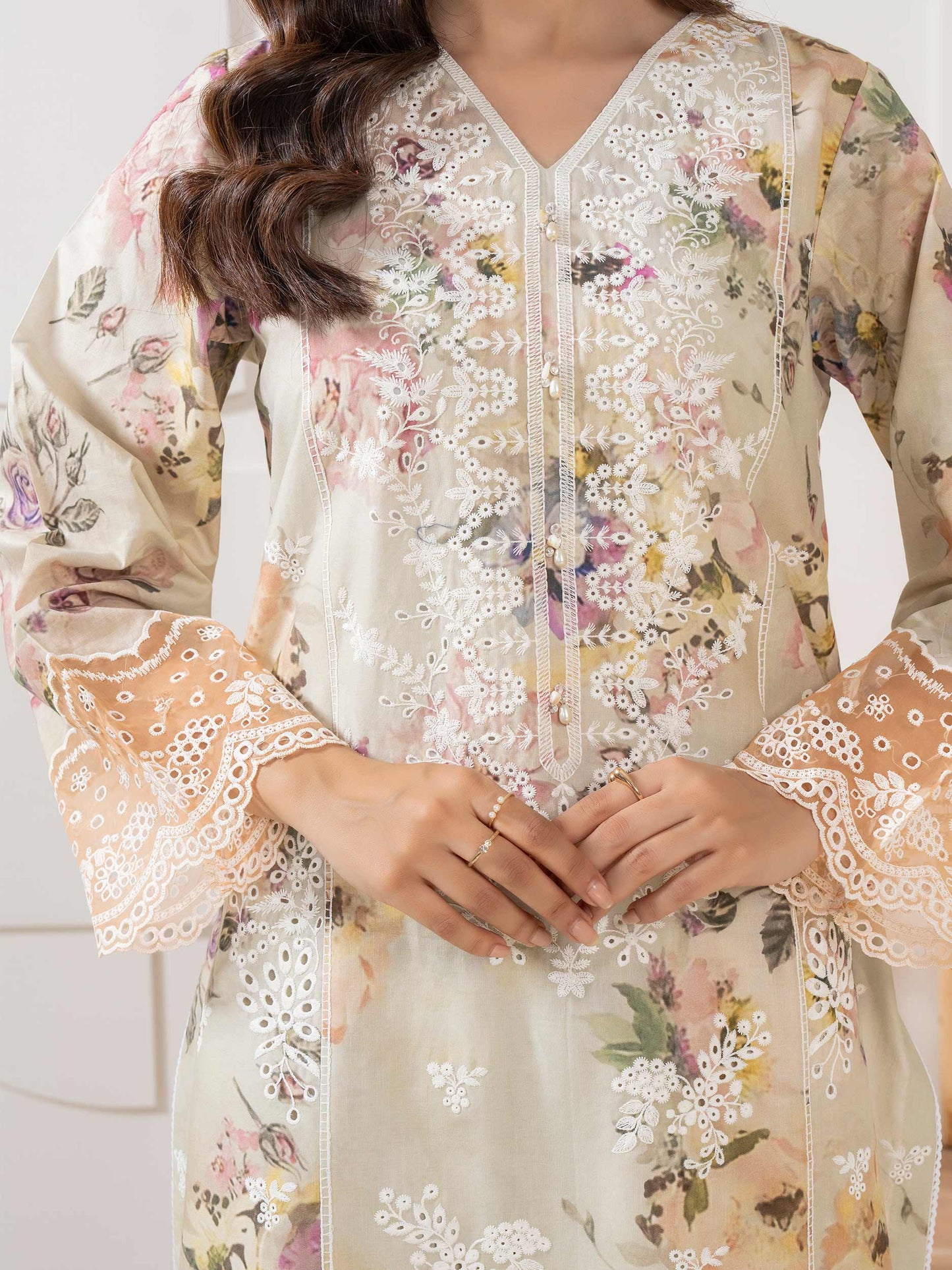 3 Piece Lawn Suit-Embroidered (Pret)