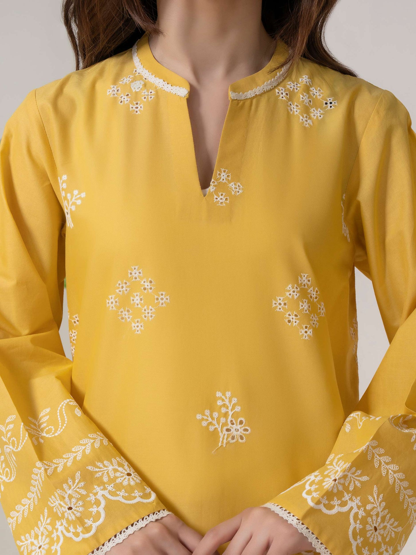 Cambric Top-Embroidered (Pret)