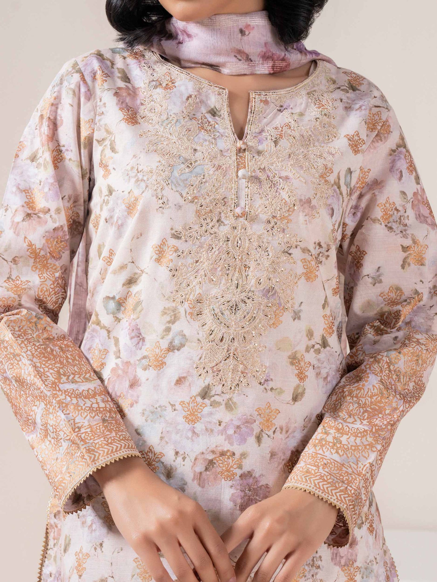 3 Piece Lawn Suit-Embroidered (Pret)