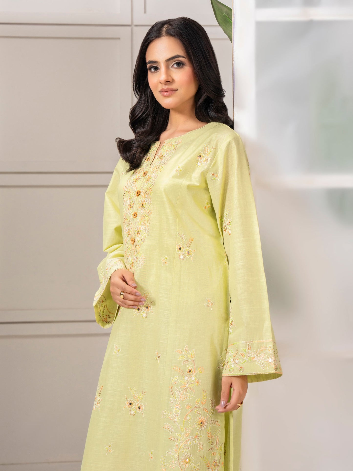 2 Piece Lawn Suit-Embroidered (Pret)