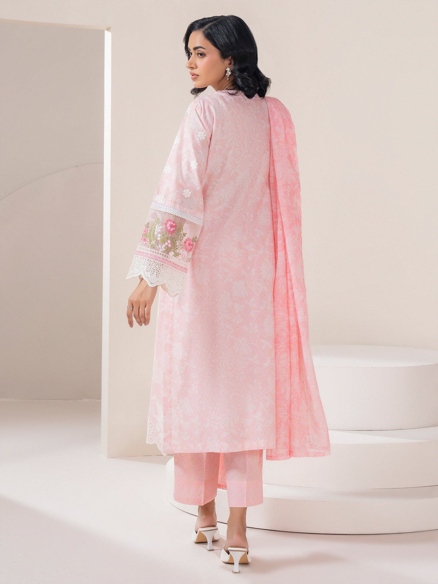 3 Piece Lawn Suit-Embroidered (Pret)