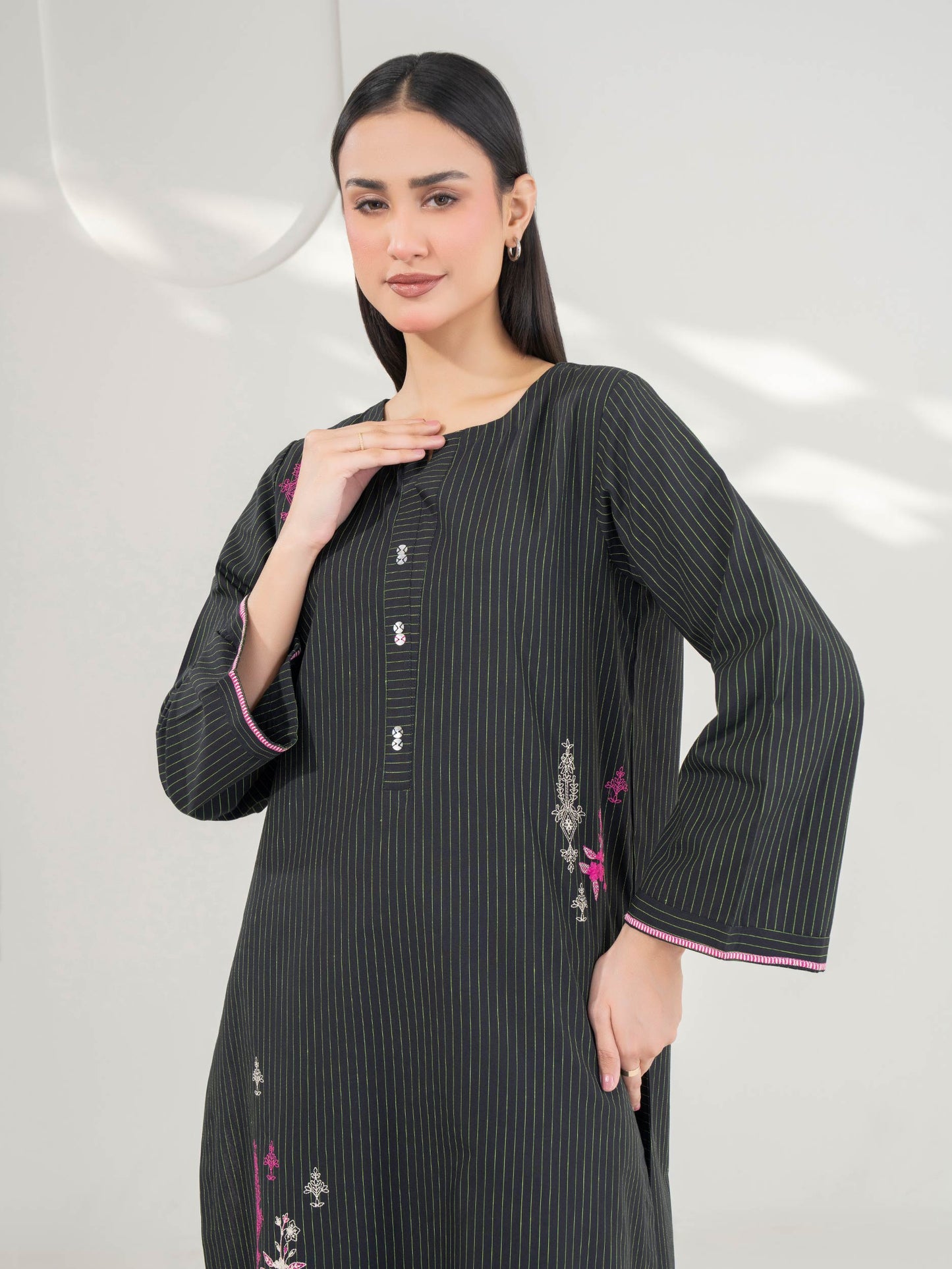 2 Piece Yarn Dyed Suit-Embroidered (Pret)
