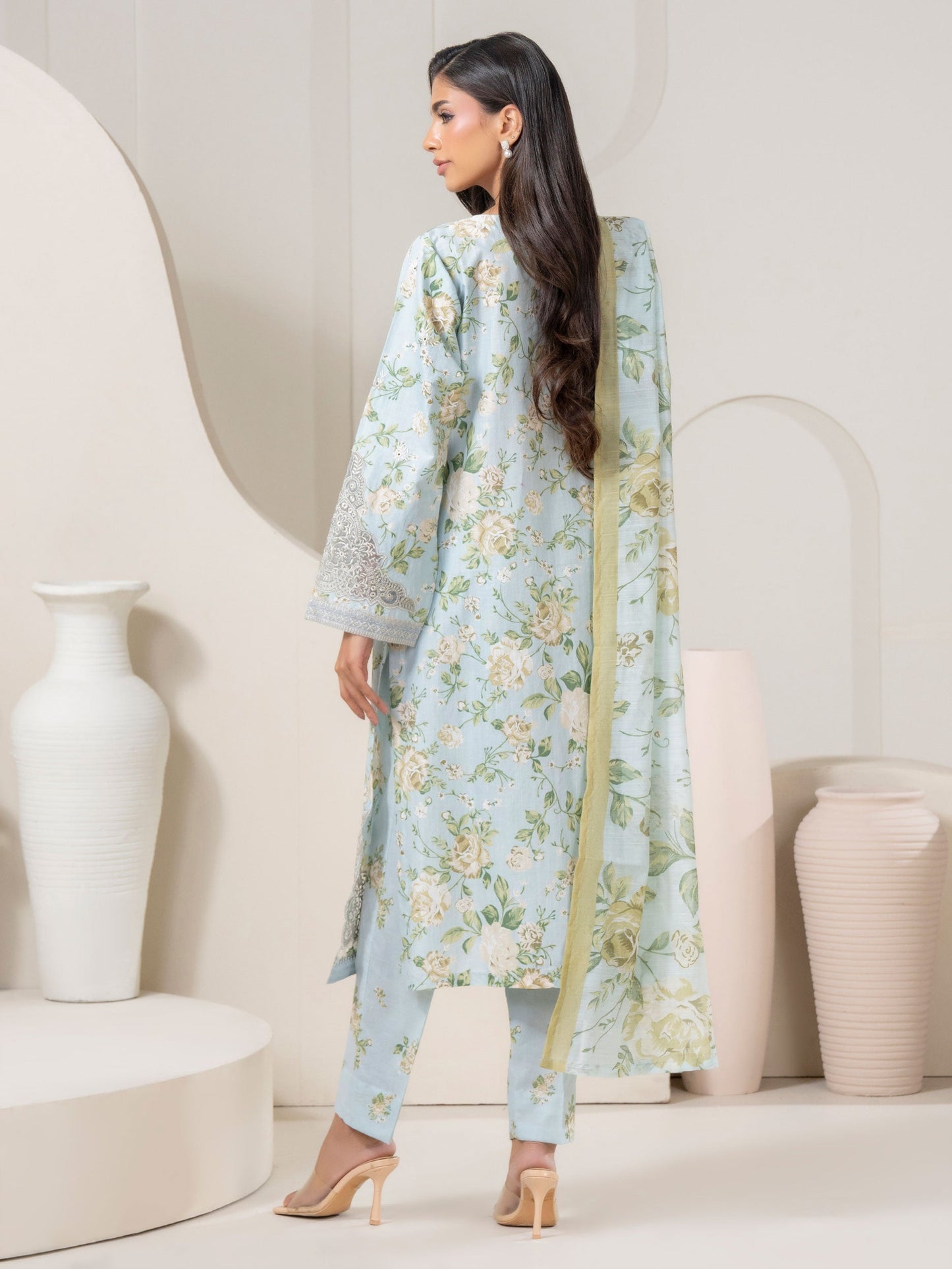 3 Piece Lawn Suit-Embroidered (Pret)