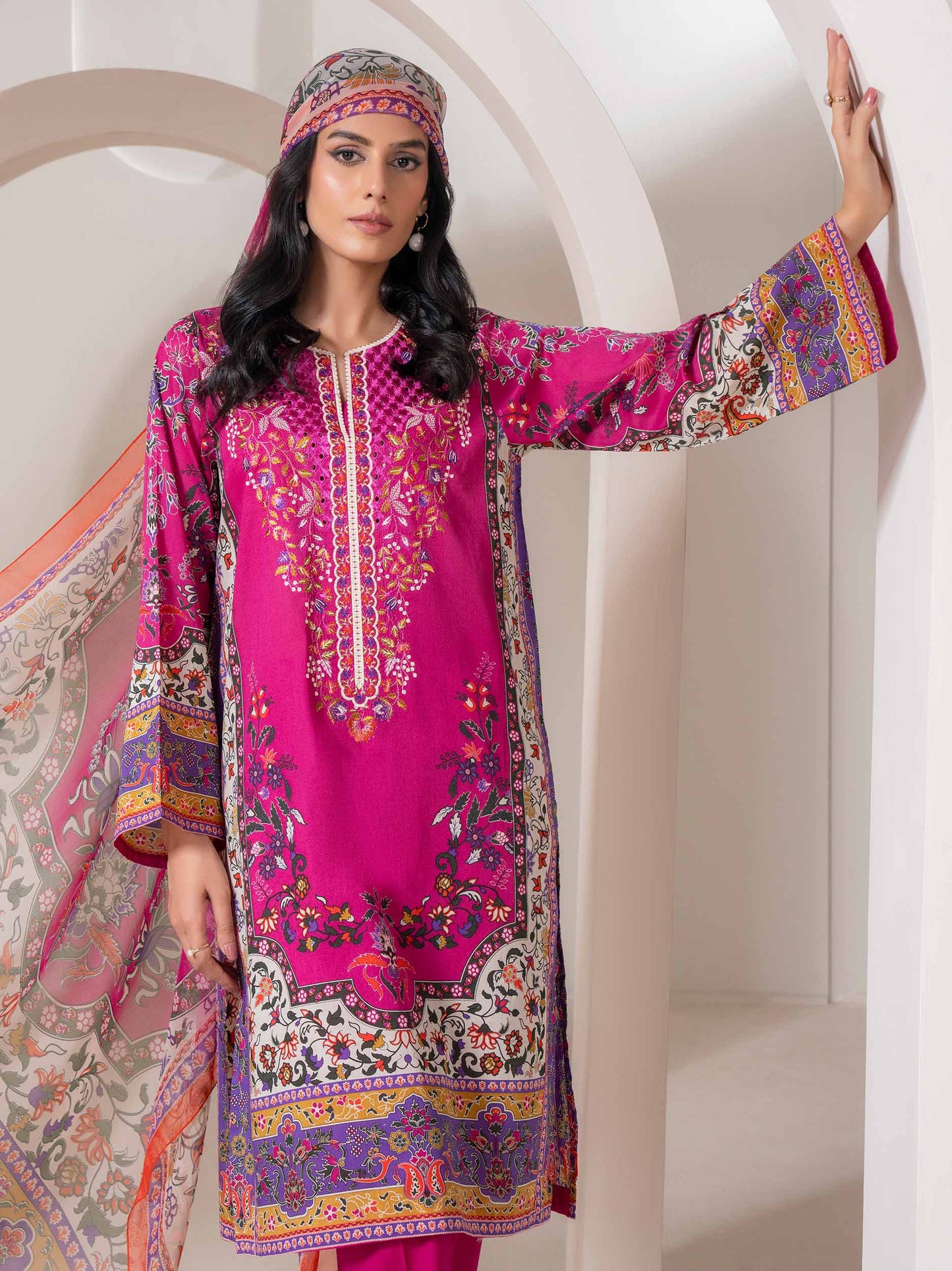 3 Piece Lawn Suit-Embroidered (Pret)