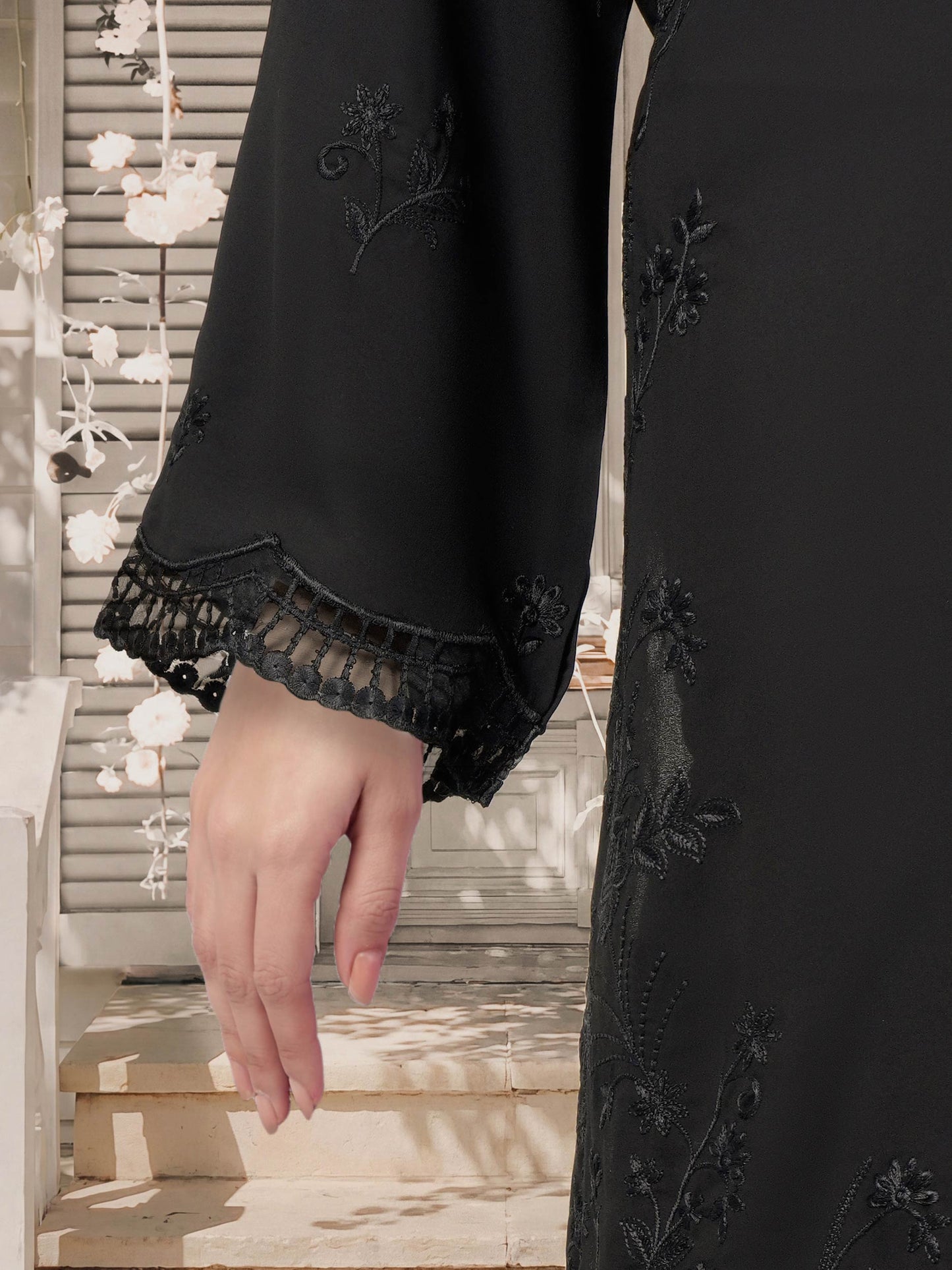 2 Piece Grip Suit- Embroidered (Pret)