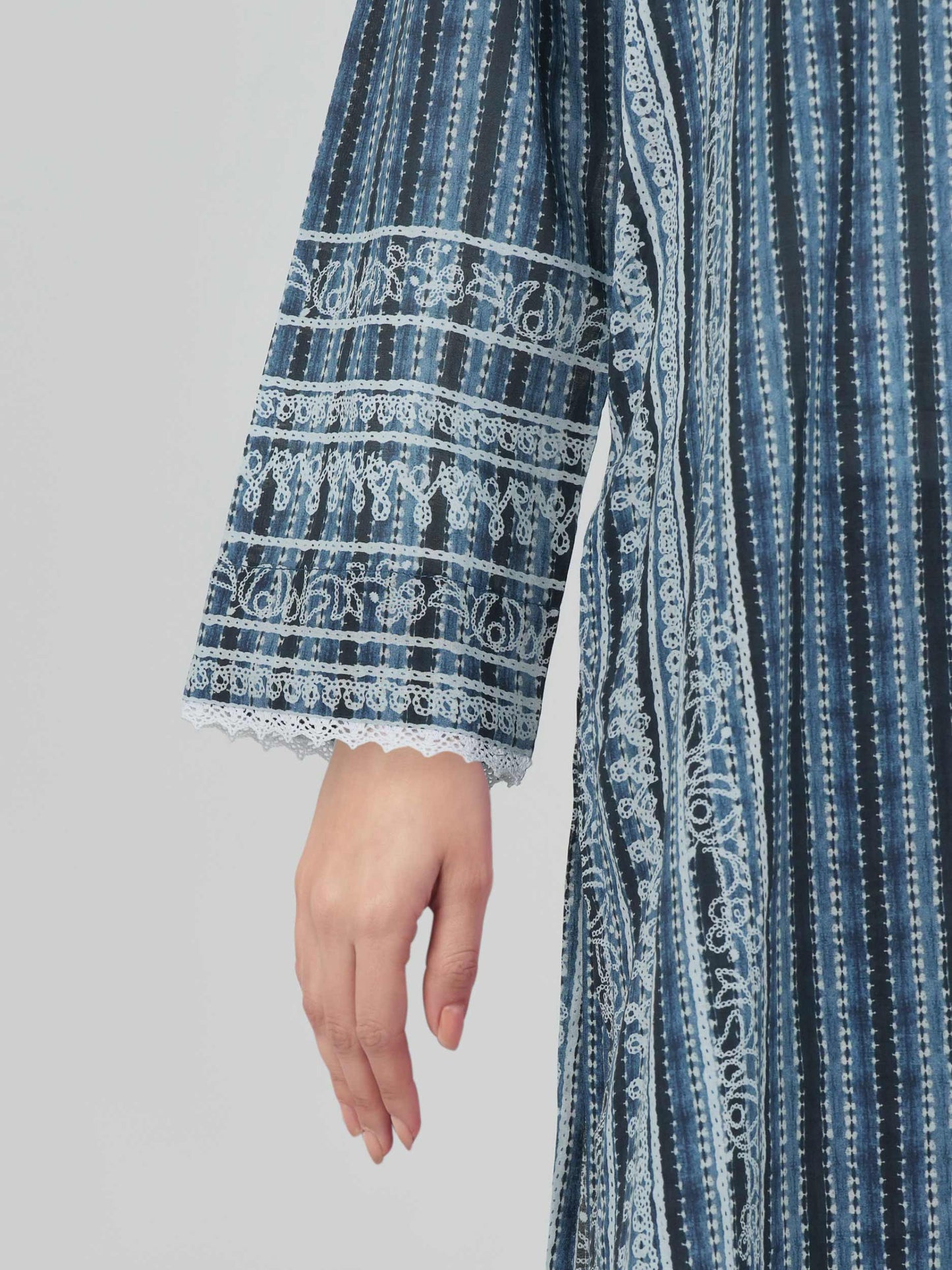 2 Piece Lawn Suit (Pret)