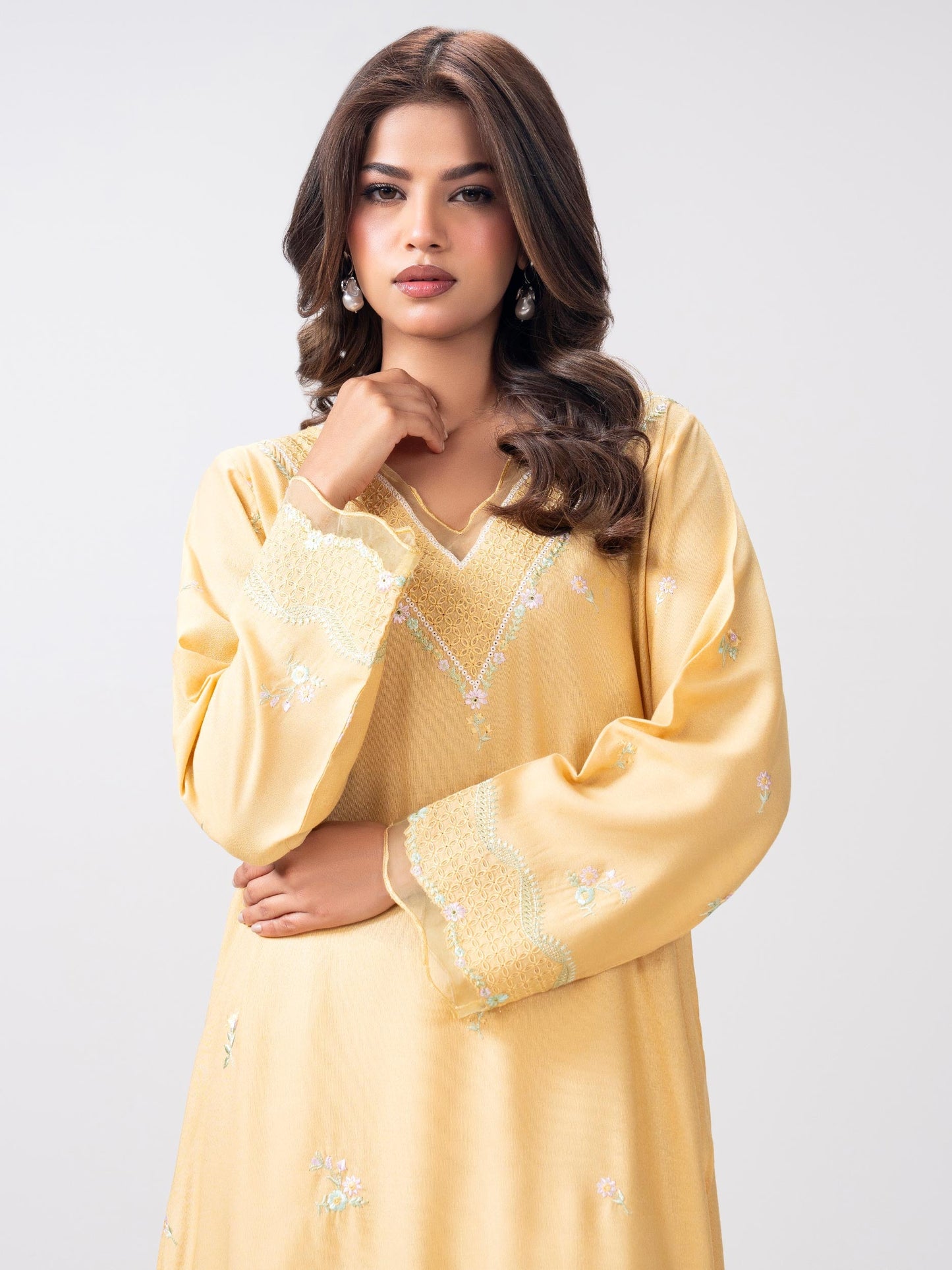2 Piece Karandi Suit- Embroidered (Pret)