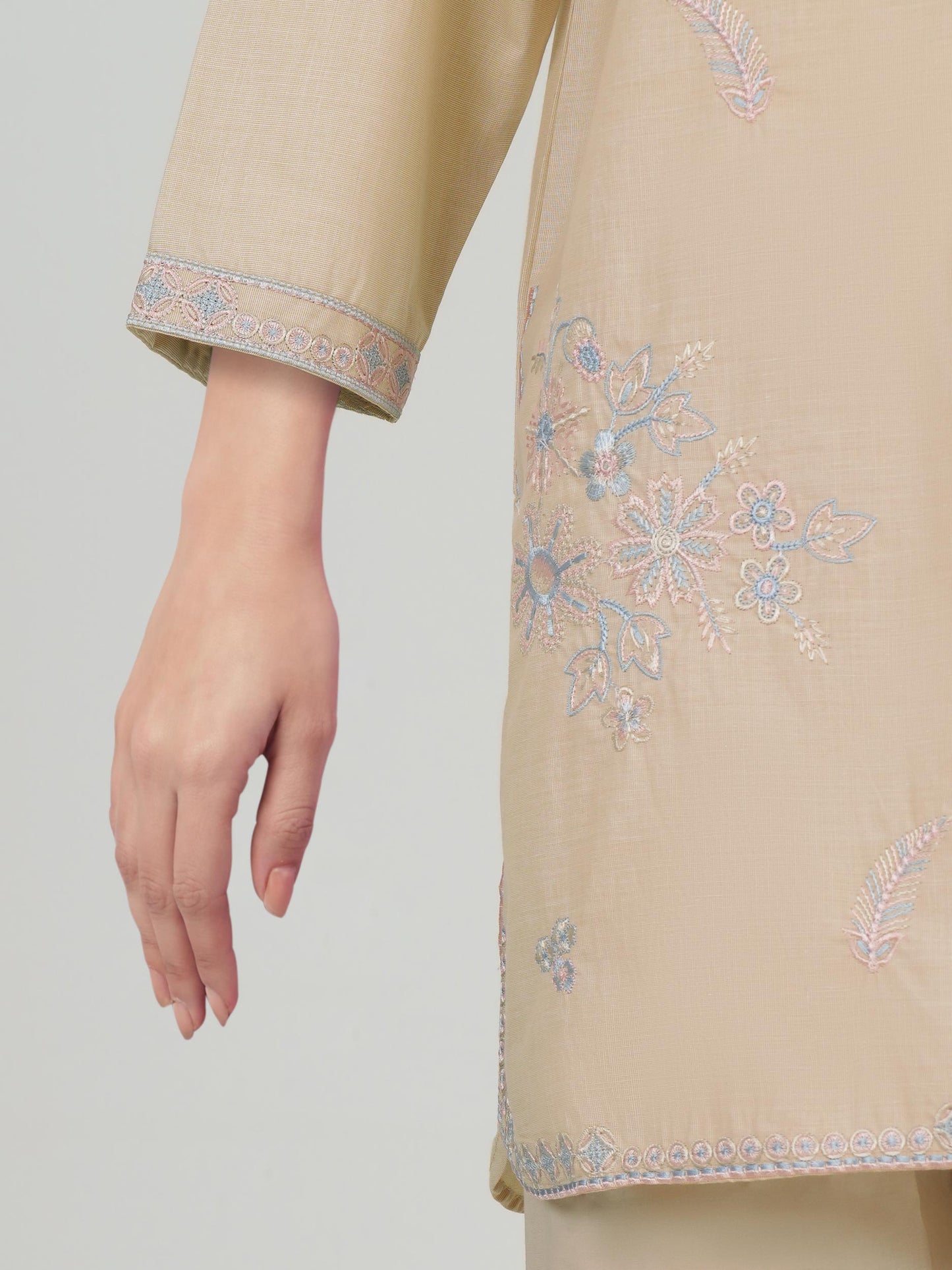 Yarn Dyed Kurti- Embroidered