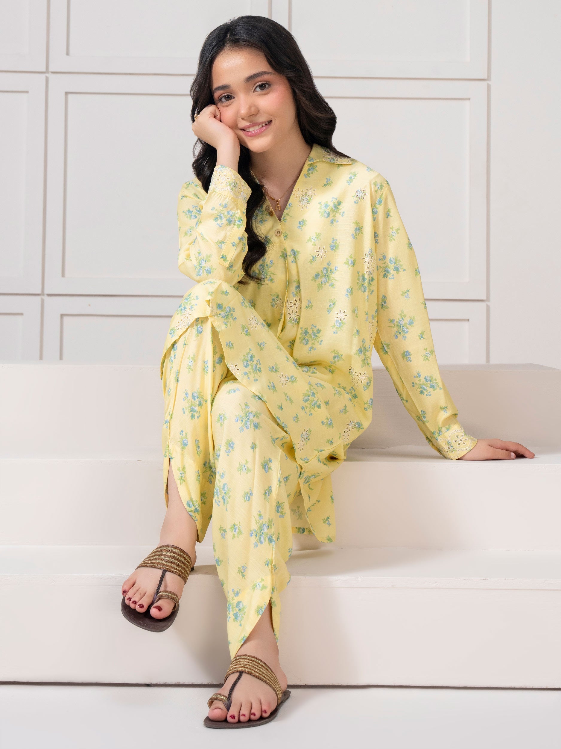 2-piece-viscose-suit-embroidered