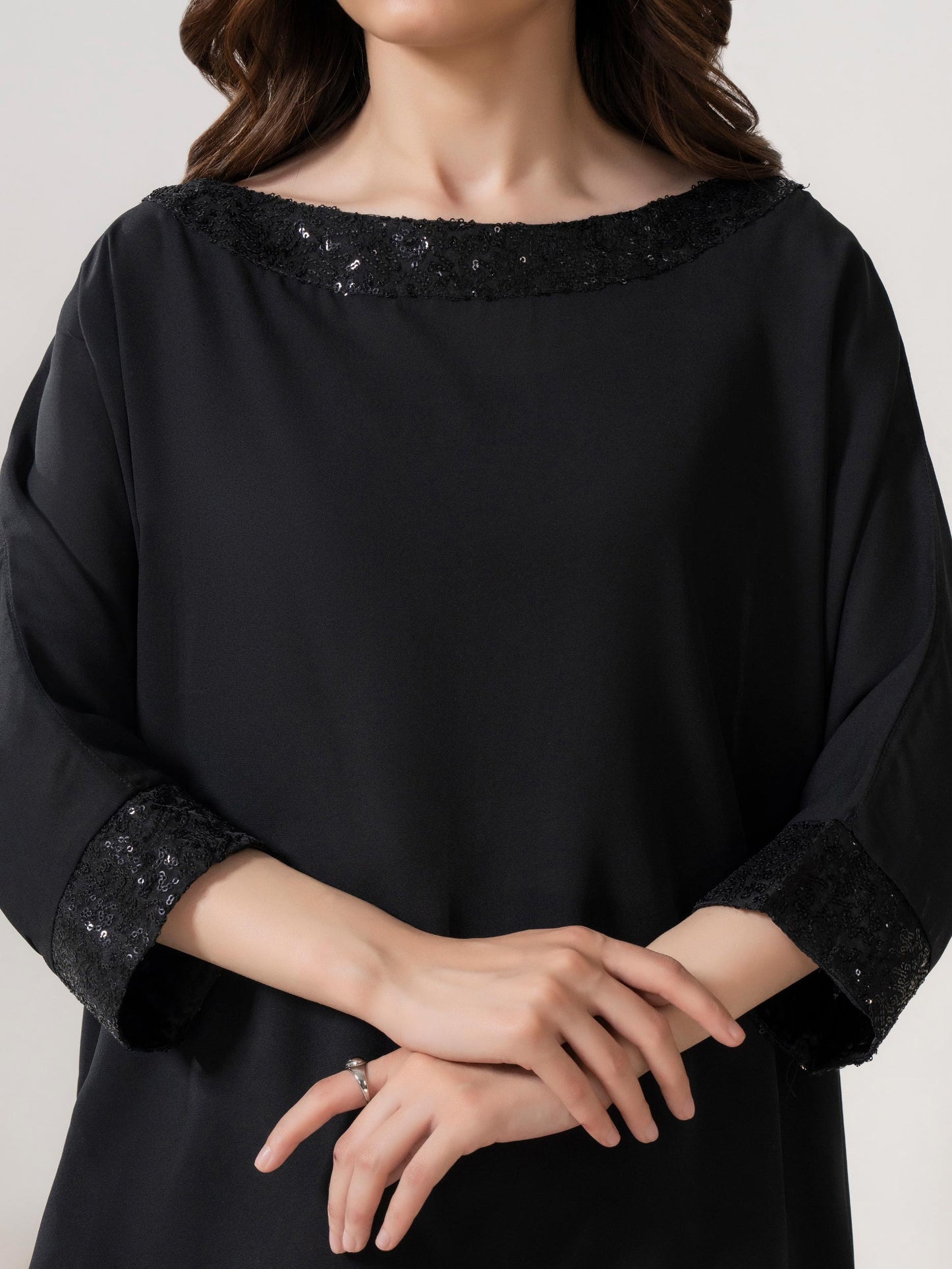 Embroidered Grip Top