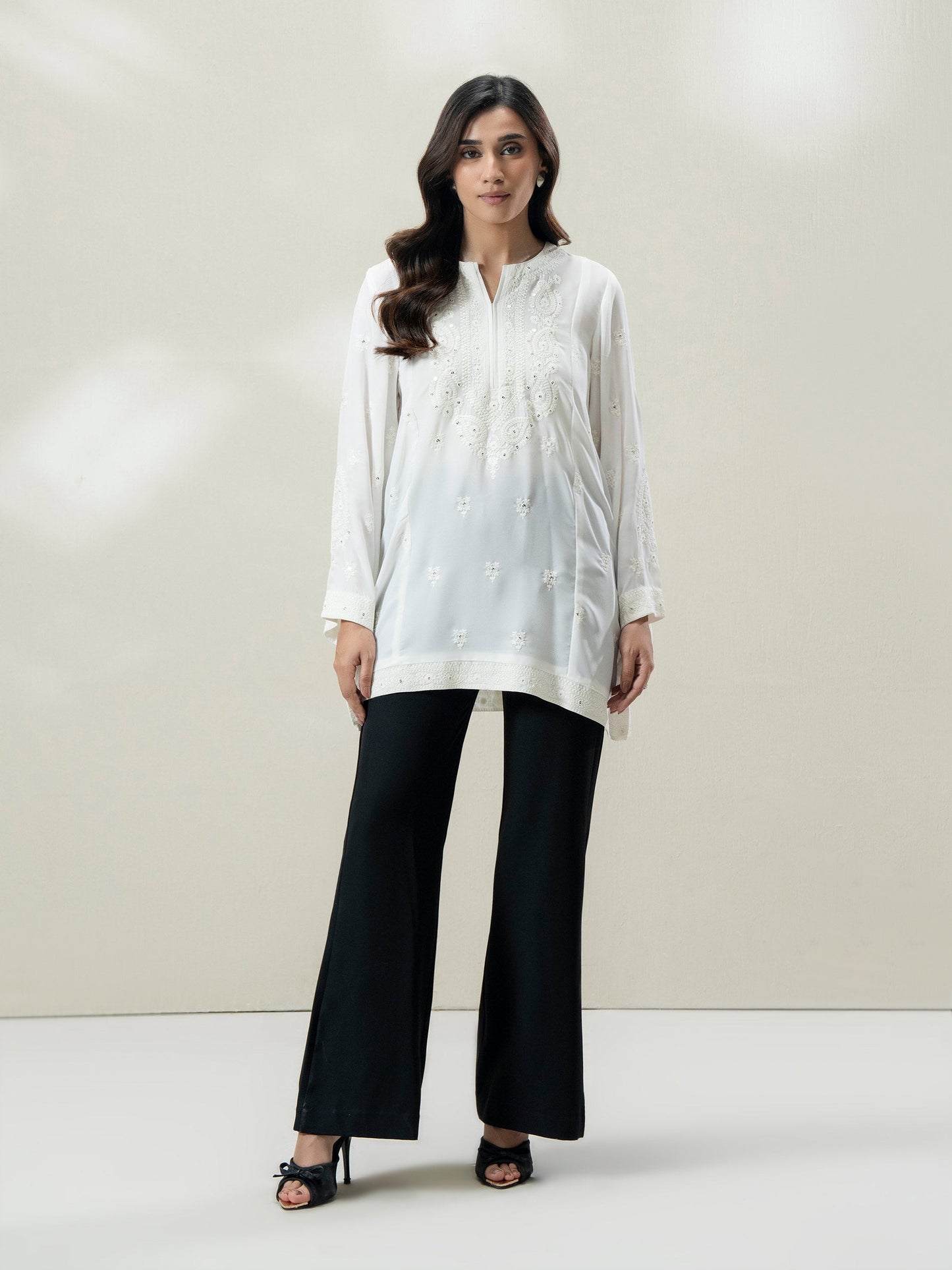 Grip Kurti- Embroidered (Pret)