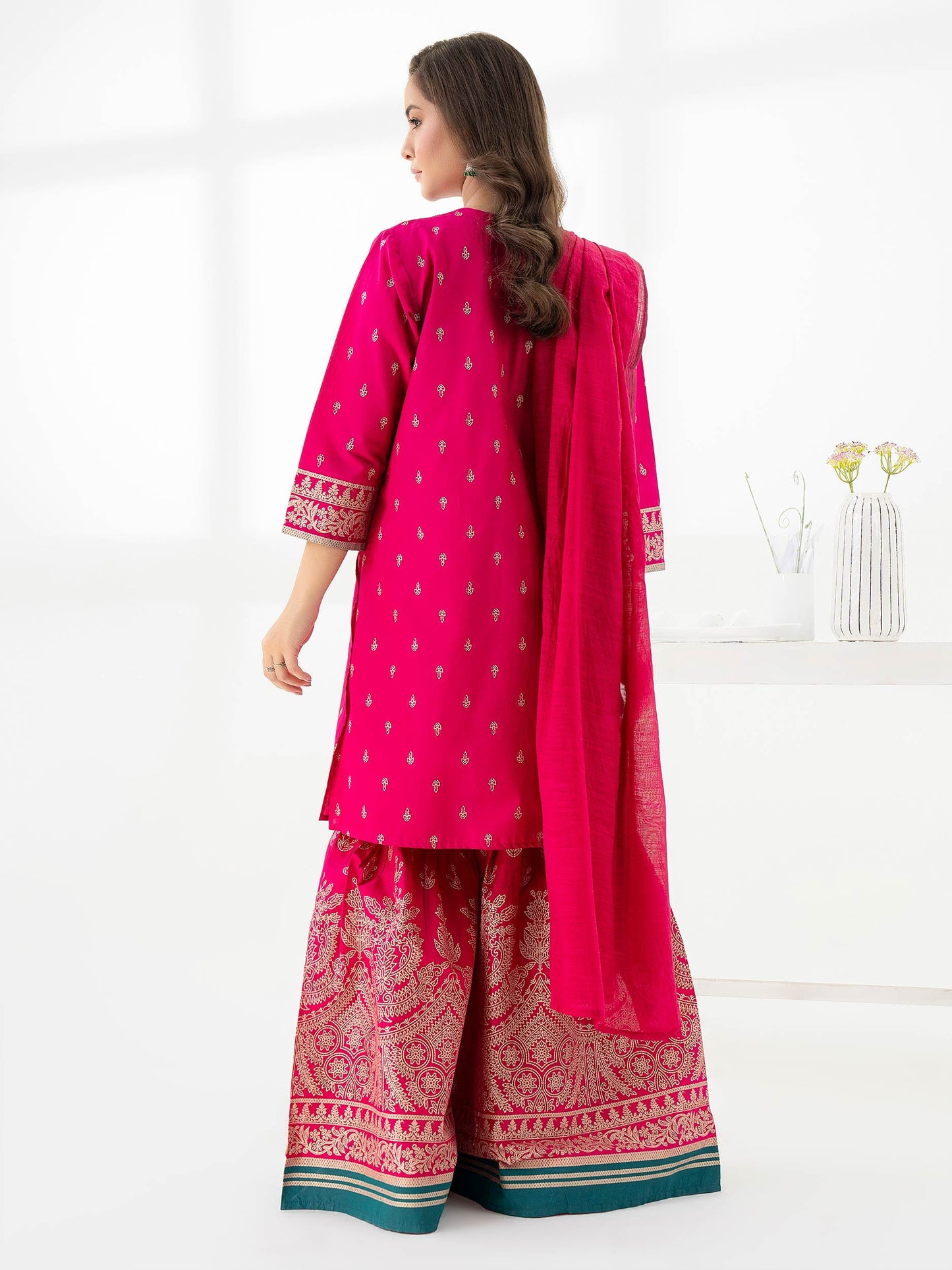 3 Piece Lawn Suit-Embroidered (Pret)