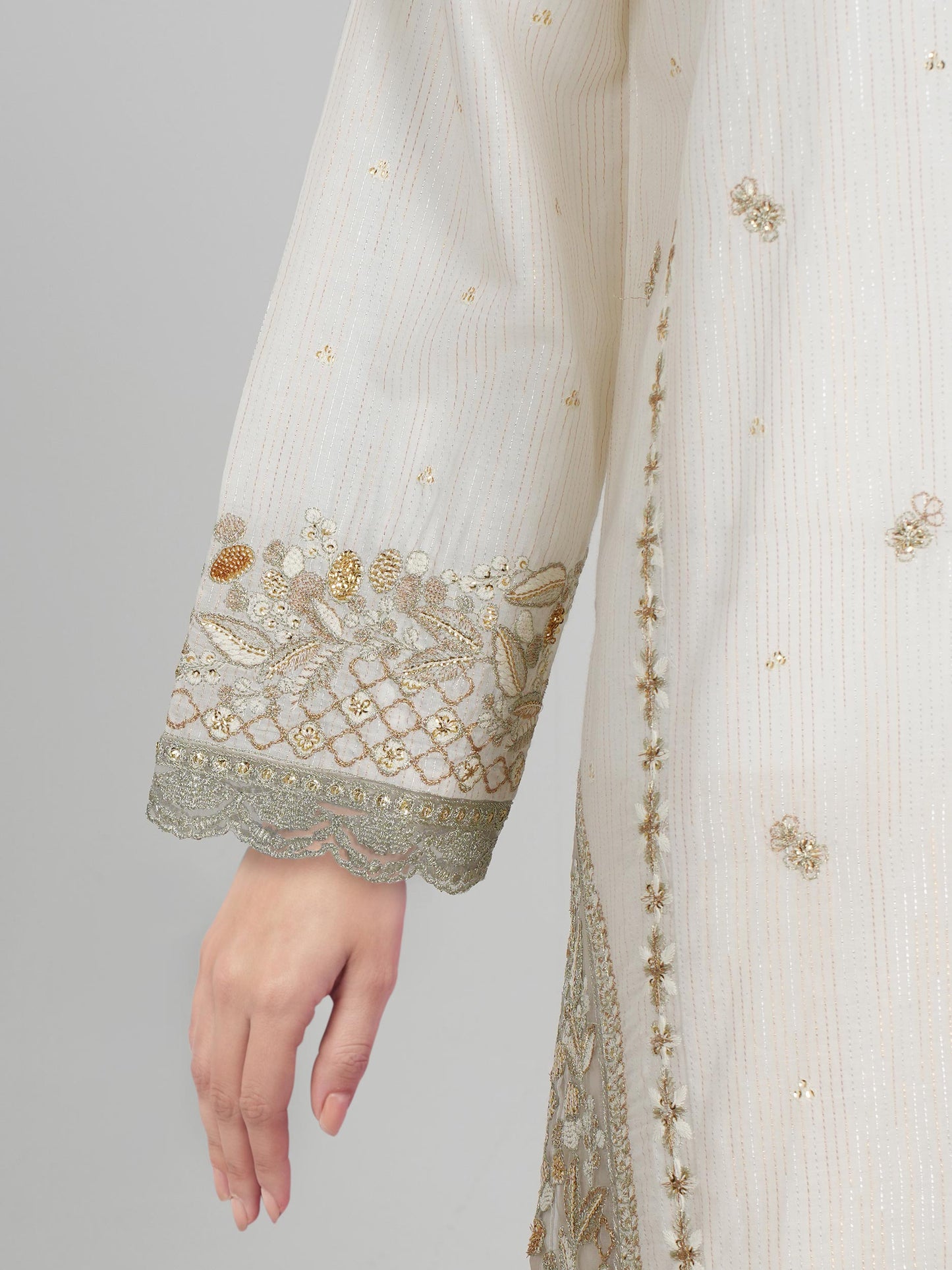 3 Piece Lawn Missouri Suit- Embroidered (Pret)