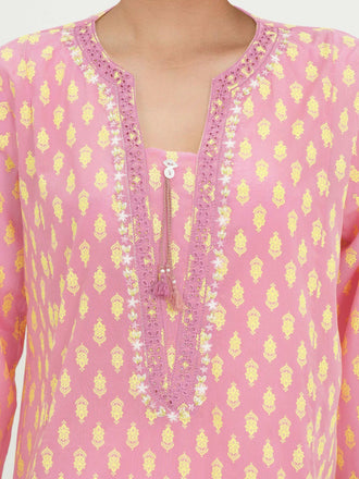 2-piece-lawn-suit--embroidered-(pret)