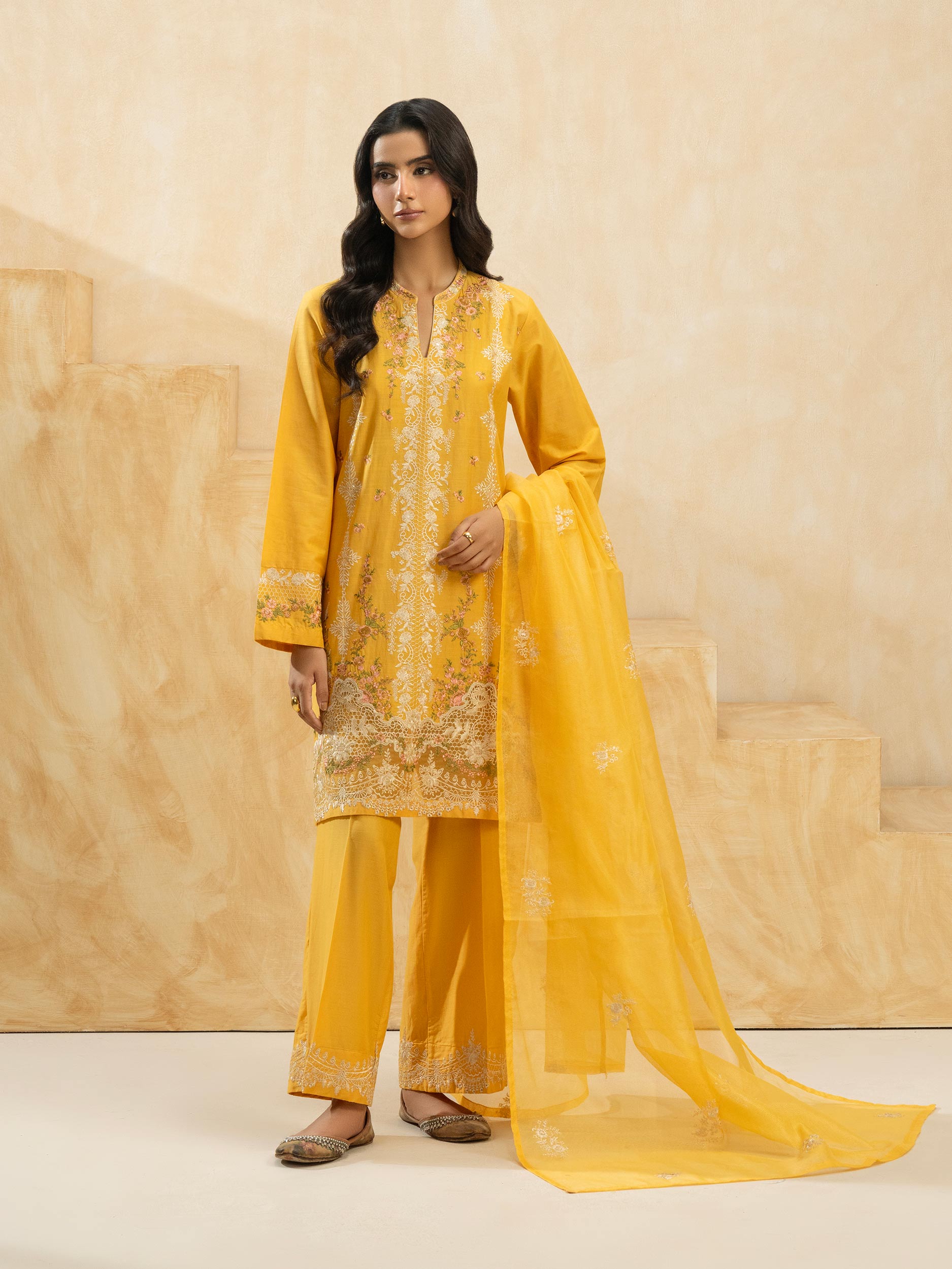 3-piece-lawn-suit-embroidered-(pret)