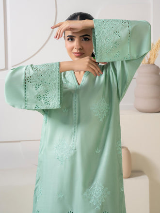 2-piece-lawn-suit-embroidered-(pret)