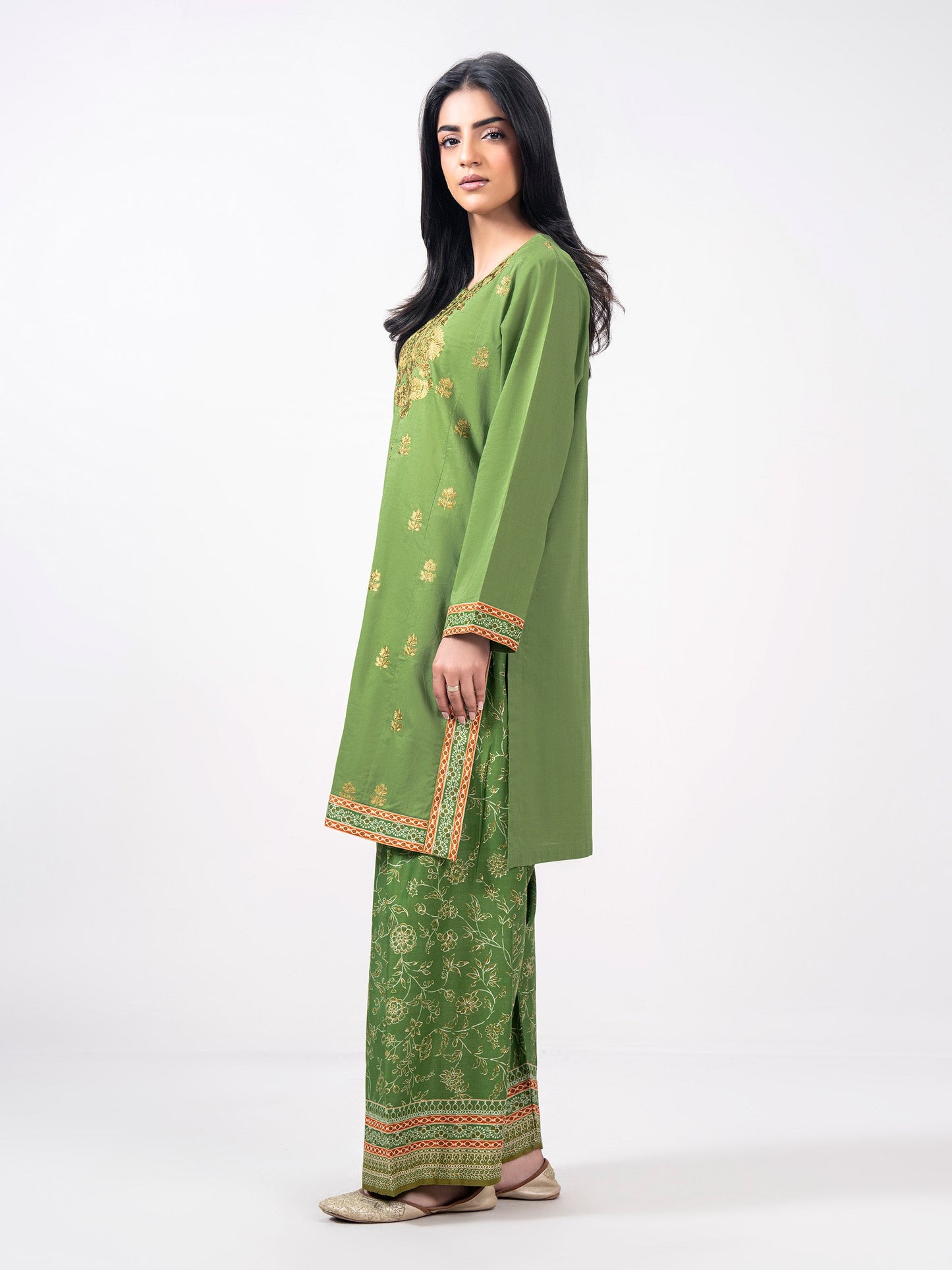 2 Piece Lawn Slub Suit- Embroidered (Pret)