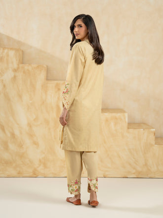 2-piece-lawn-suit-embroidered-(pret)