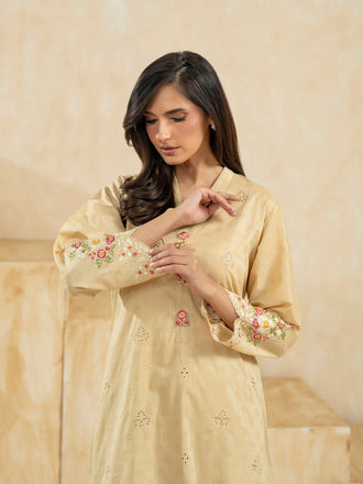 2-piece-lawn-suit-embroidered-(pret)