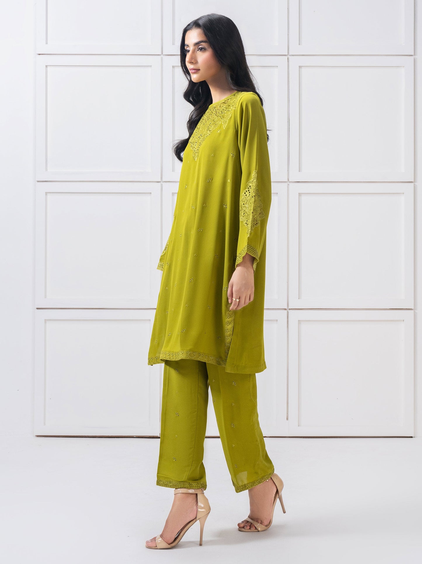 Grip Co-Ord Set-Embroidered (Pret)