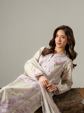 3-piece-lawn-suit-embroidered-(pret)