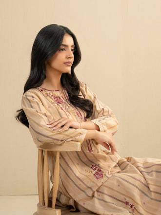 2-piece-yarn-dyed-suit-embroidered-(pret)