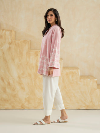 viscose-kurti-embroidered-(pret)