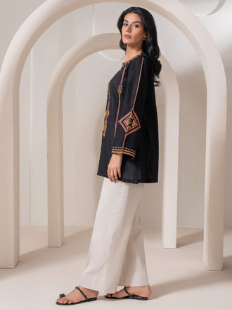 embroidered-lawn-top