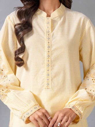 yarn-dyed-top-embroidered-(pret)