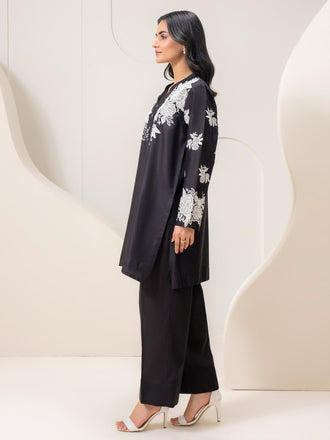 lawn-co-ord-set-embroidered-(pret)