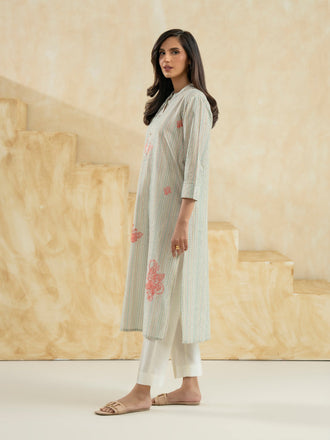 lawn-shirt-embroidered-(pret)
