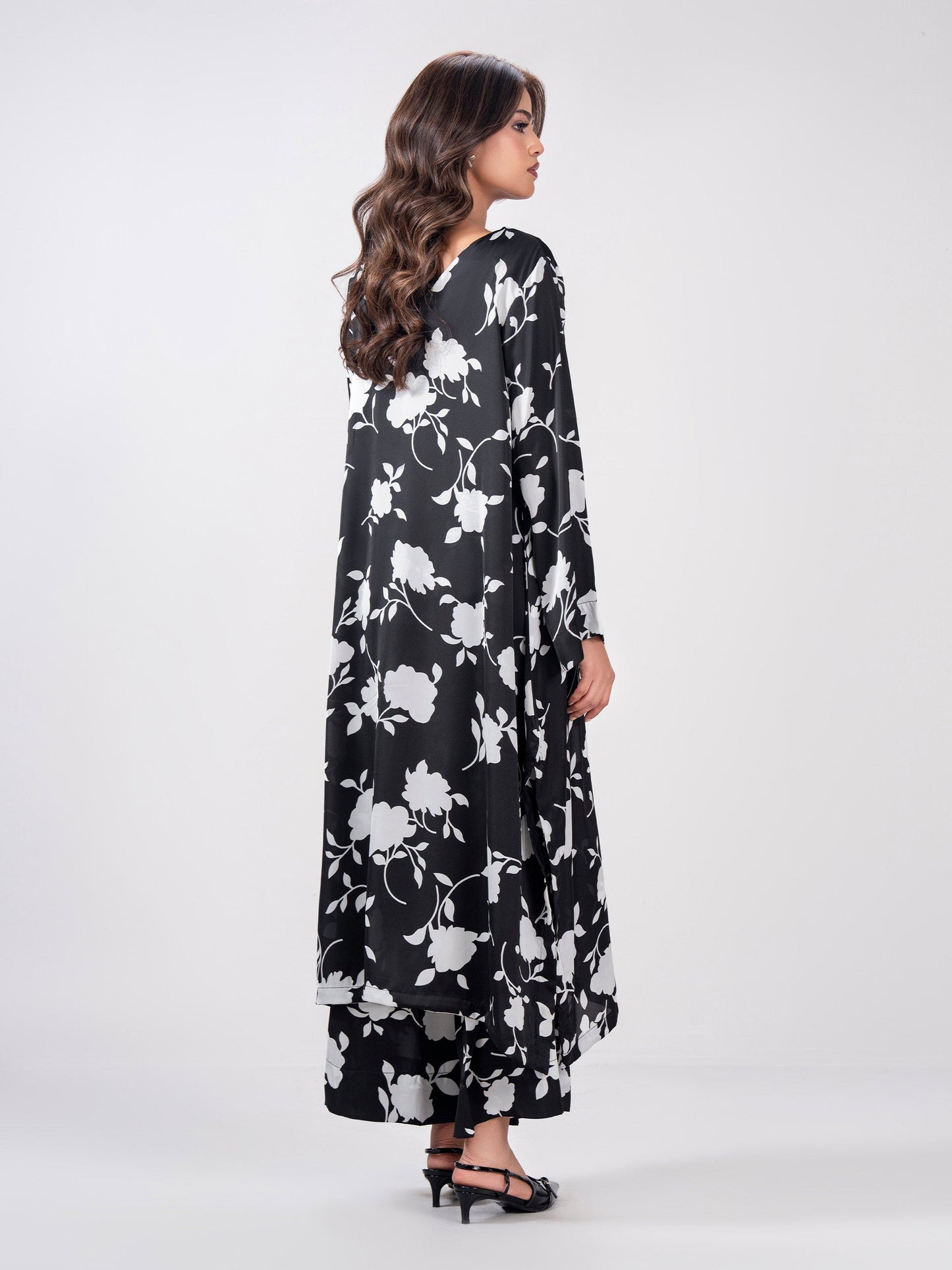 2 Piece Silk Suit- Embellished (Pret)