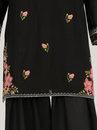 3-piece-lawn-texture-suit--embroidered-(pret)