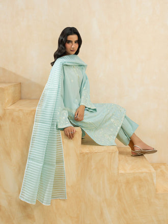 3-piece-lawn-suit-embroidered-(pret)