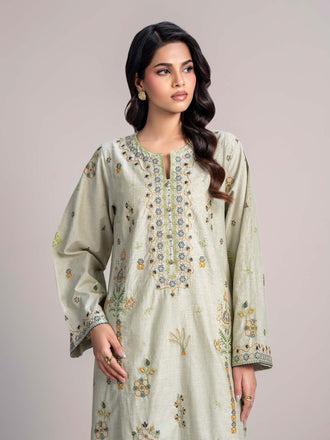 2-piece-yarn-dyed-suit--embroidered-(pret)