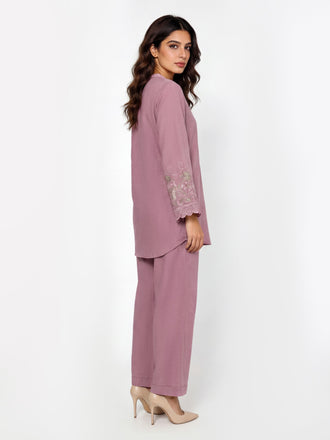 2-piece-yarn-dyed-suit--embroidered-(pret)