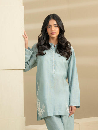 2-piece-yarn-dyed-suit-embroidered-(pret)
