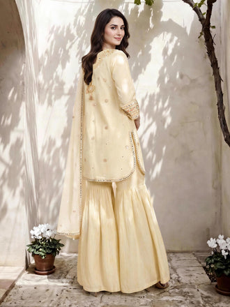 3-piece-viscose-glitter-suit--embroidered-(pret)