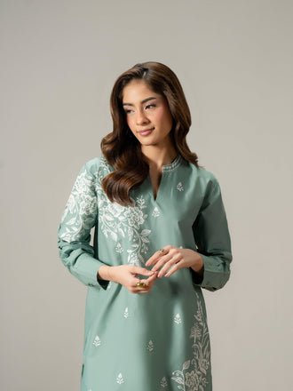 cambric-kurti-embroidered-(pret)