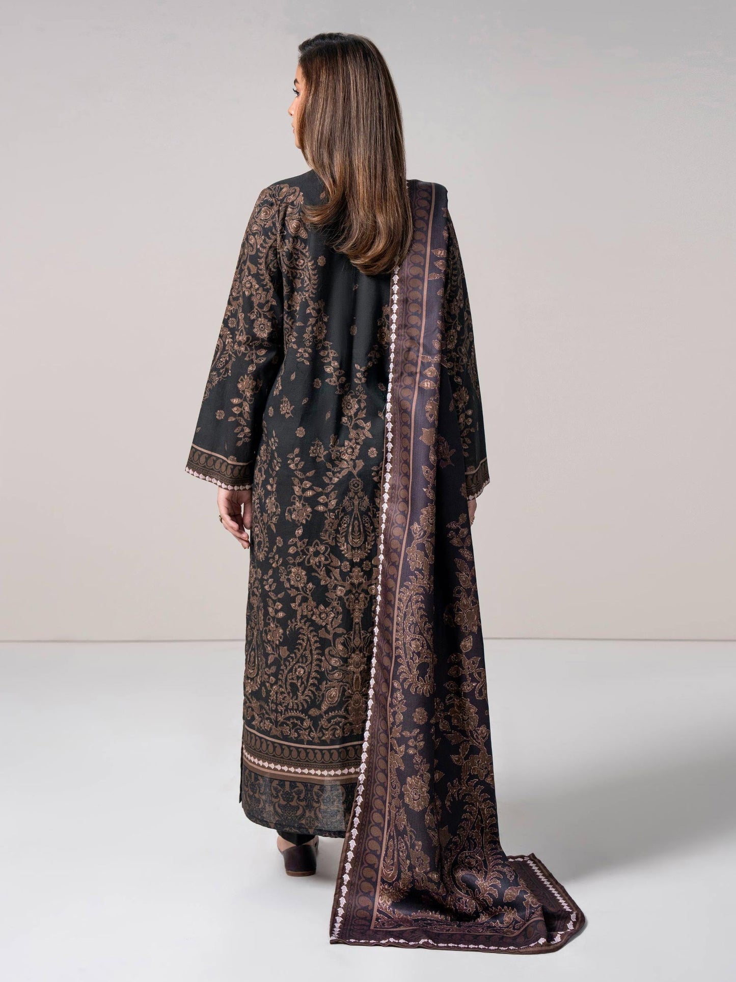 3 Piece Khaddar Suit (Pret)
