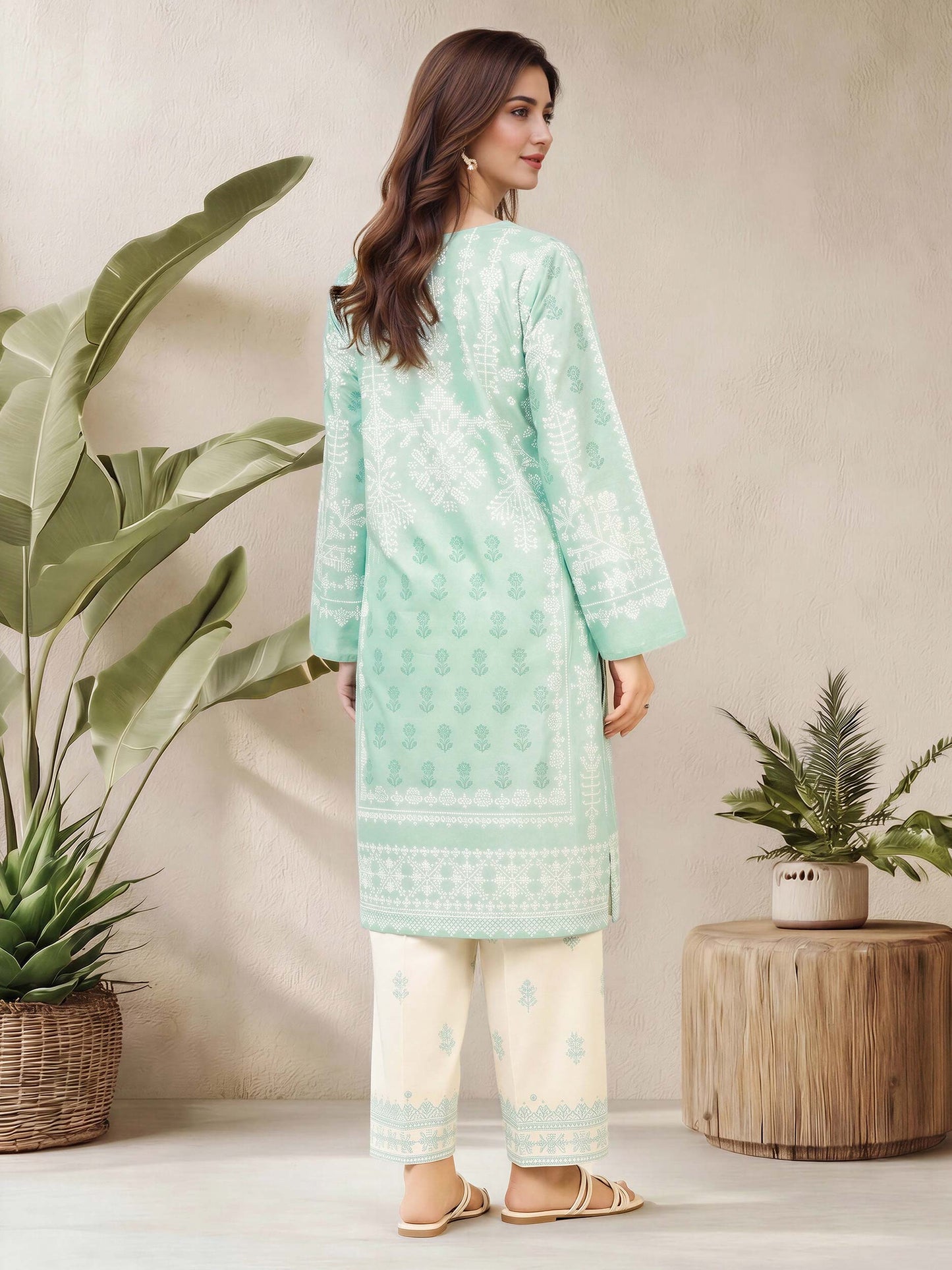 2 Piece Lawn Suit (Pret)
