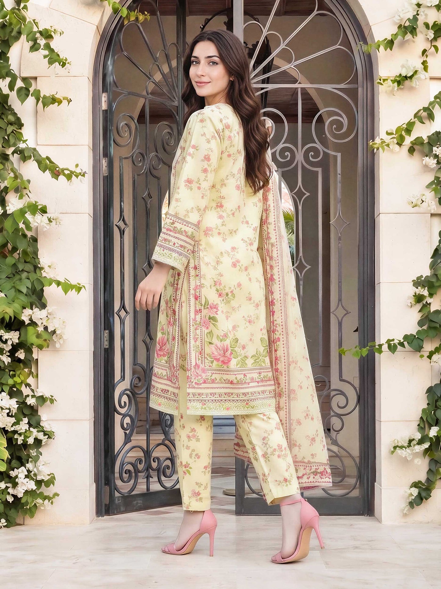 3 Piece Lawn Suit (Pret)