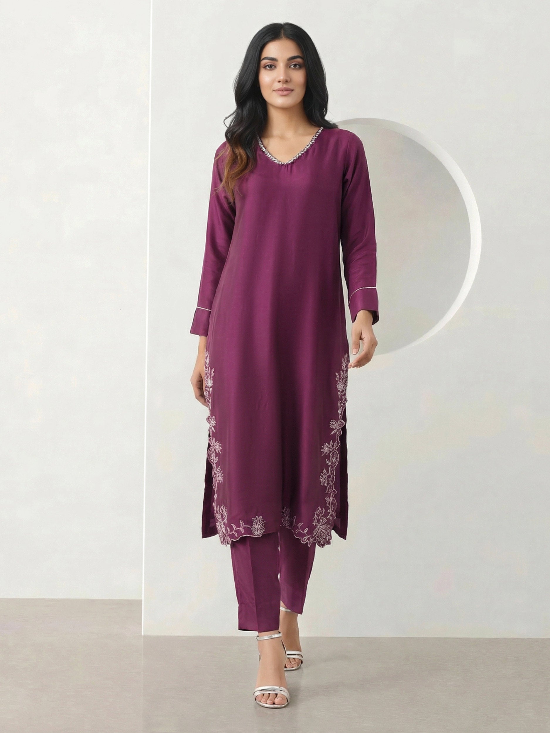 2-piece-silk-suit--embellished-(pret)