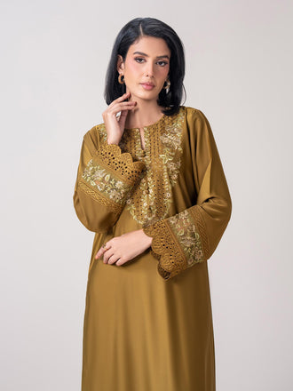 2-piece-silk-suit--embroidered-(pret)