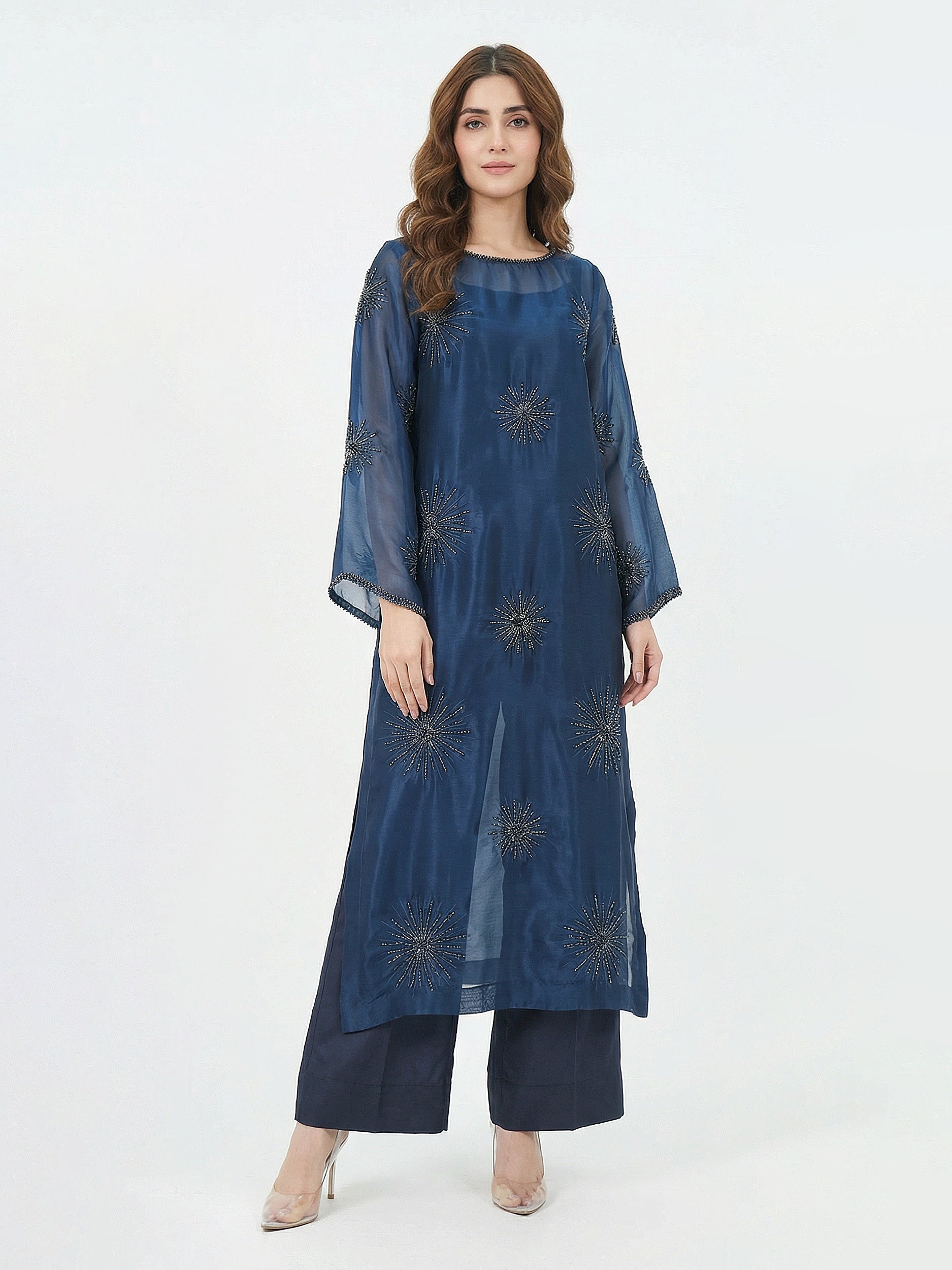 2-piece-silk-suit--embroidered-(pret)