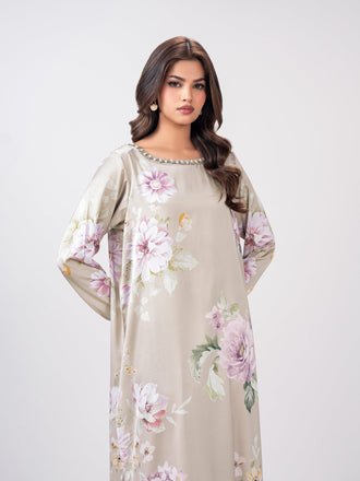 2-piece-silk-suit--embellished-(pret)