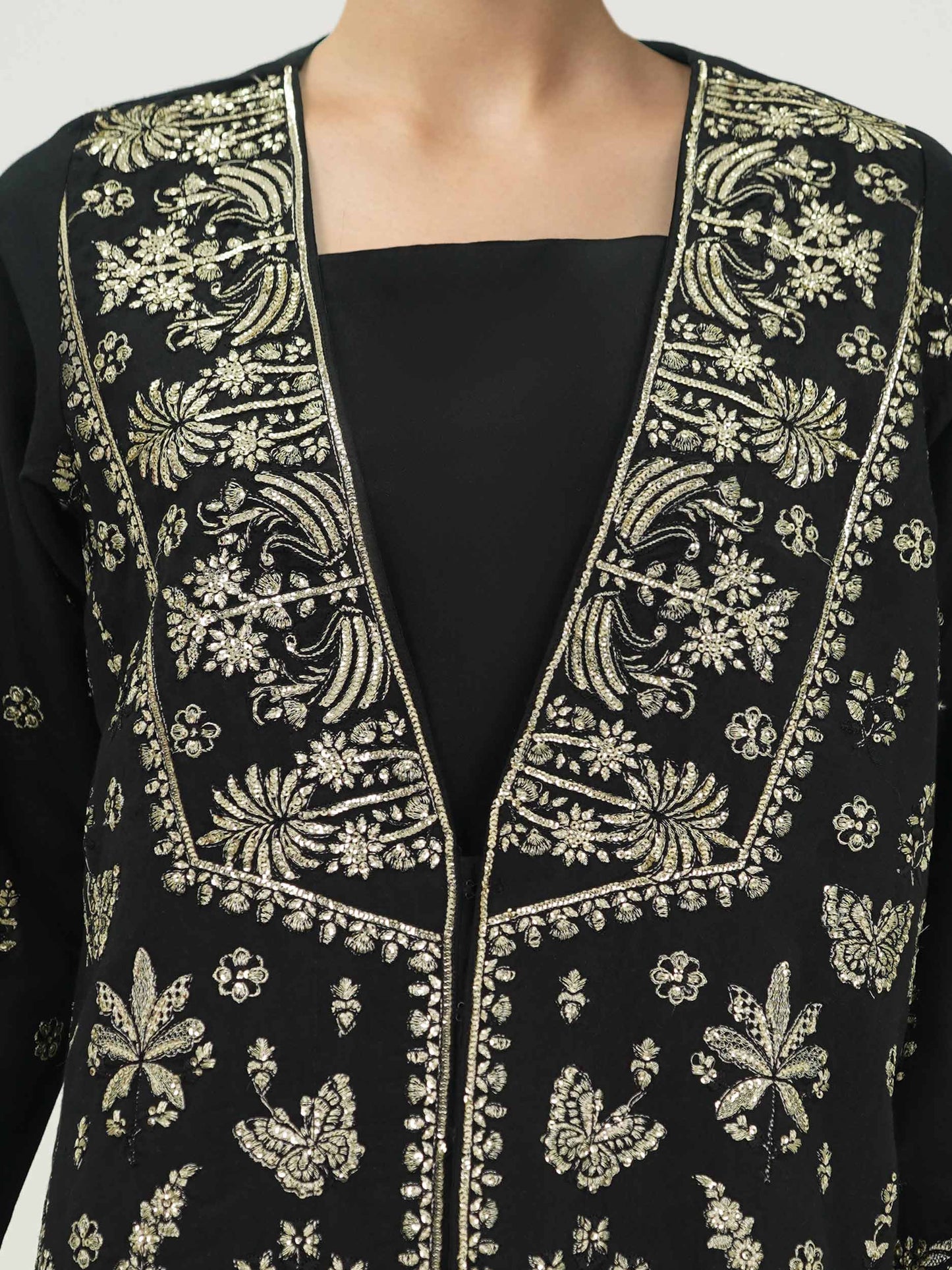 2 Piece Khaddi Silk Suit-Embroidered (Pret)